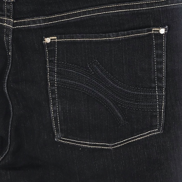 WHBM Noir Black Ankle Zip Capri Jeans - Picture 5 of 6